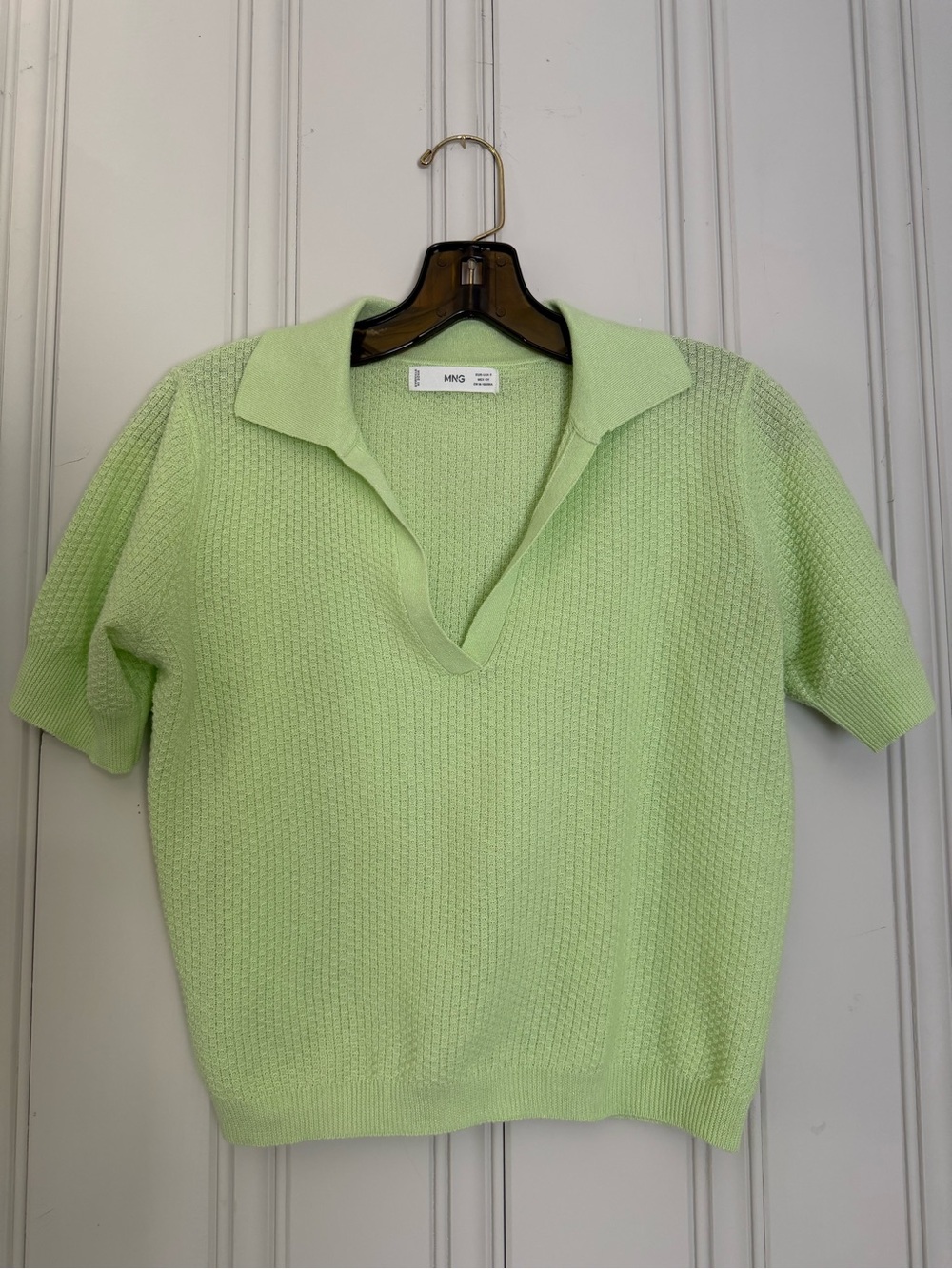 Mango Pale Lime V-Neck Short Sleeve Knit Top